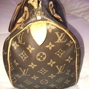 Authentic Louis Vuitton Hobo